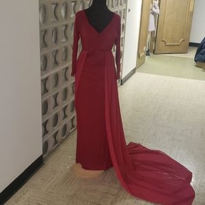 Red jersey stretchy maternity photo shoot dress